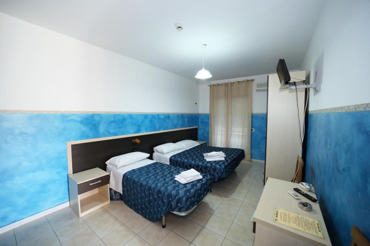 Hotel Napoleone Tortora Luaran gambar